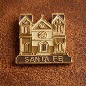 Santa Fe New Mexico Vintage Lapel Pin